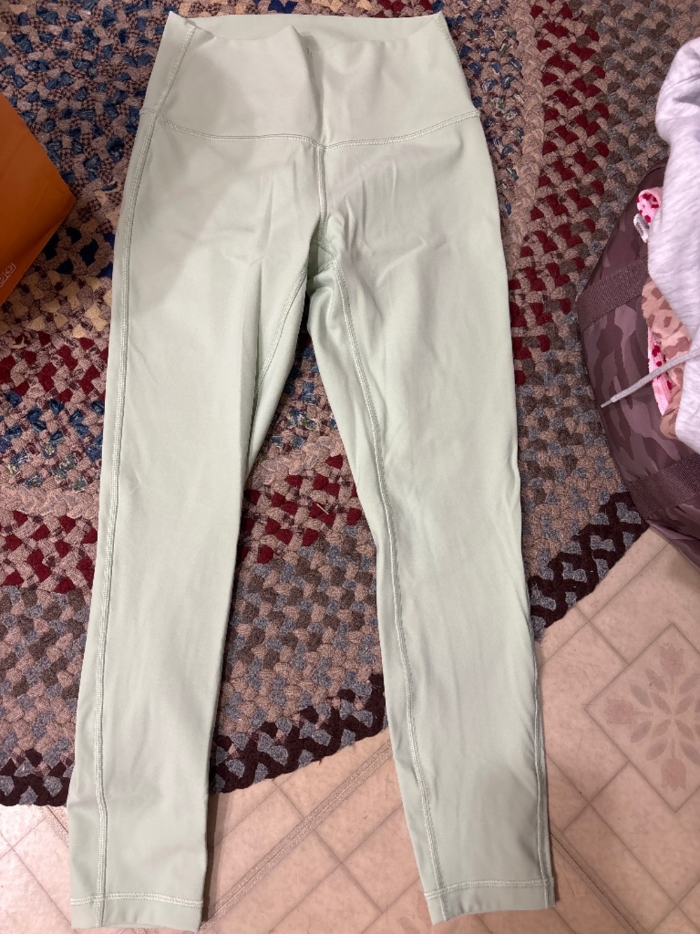 Lululemon leggings creamy mint